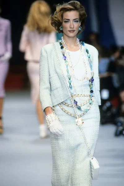 Look 5